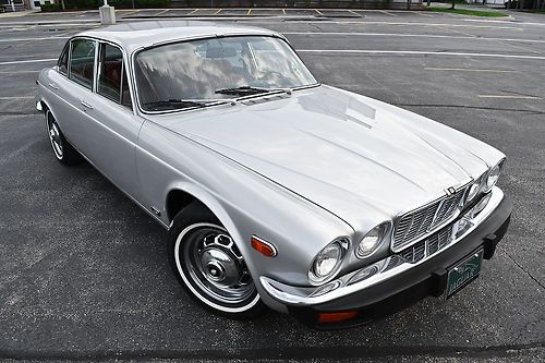 Original presenting Long Wheel Base XJ series Jaguar. Nice, above ave condition., US $11,888.00, image 14