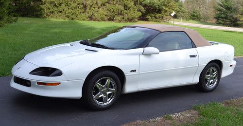 1997 chevrolet camaro z28 30th anniversary edition convertible 2-door 5.7l