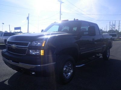 Lt1 crew cab 8.1l v8 4x4 black gray interior  trailering equipment low miles