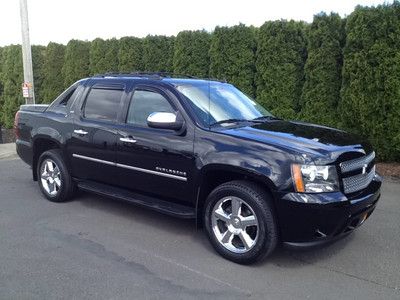 Ltz  5.3liter v-8, automatic, navigation, moon roof, dvd, 20's