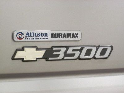 SILVER CHEVROLET SILVERADO 3500 CREW CAB DUALLY DIESEL AUTO 4X4 LEATHER LOADED, image 11