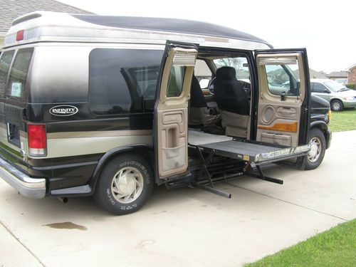 Customized raised top conversion handicap van wheelchair lift custom series van
