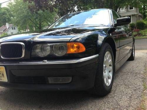 2000 bmw 740i base sedan 4-door 4.4l