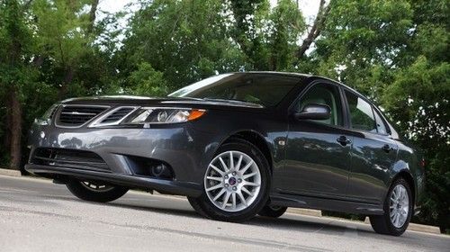 2010 saab 93 sunroof heated seats onstar sat.radio 1 owner