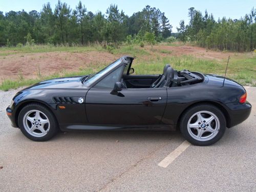 1996 bmw z3 roadster convertible 2-door 1.9l only 104,000 miles