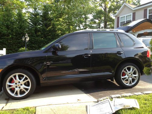 2005 porsche cayenne twin turbo with new engine &amp; upgraded navigation no reserve