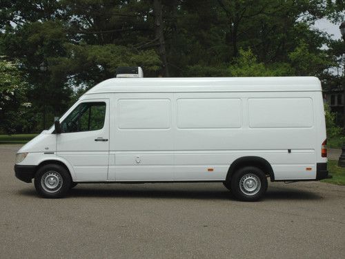 2003 SPRINTER / REEFER / FREEZER / ELECTRIC STANDBY, image 10