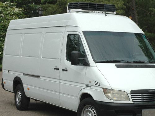 2003 SPRINTER / REEFER / FREEZER / ELECTRIC STANDBY, image 11