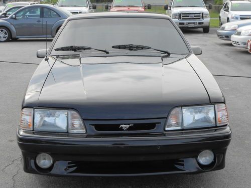 1993 ford mustang svt cobra hatchback 2-door 5.0l