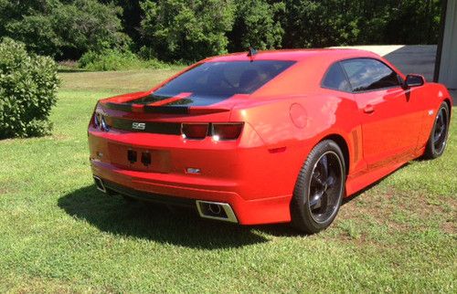 2010 Chevrolet Camaro SS (Beautiful car with Low miles), image 4