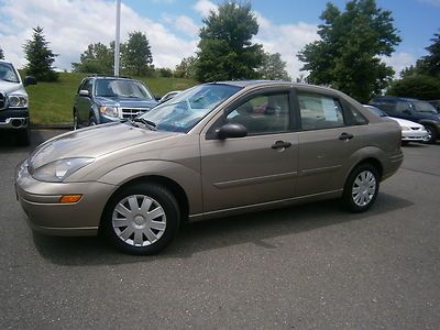 ONE OWNER LOW RESERVE FUEL SAVER 2004 FORD FOCUS SE SEDAN, US $4,672.00, image 2