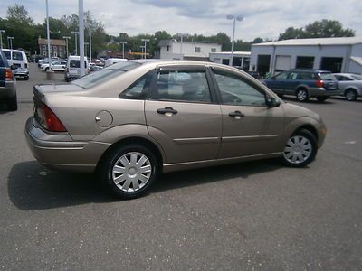 ONE OWNER LOW RESERVE FUEL SAVER 2004 FORD FOCUS SE SEDAN, US $4,672.00, image 3