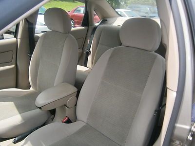 ONE OWNER LOW RESERVE FUEL SAVER 2004 FORD FOCUS SE SEDAN, US $4,672.00, image 13