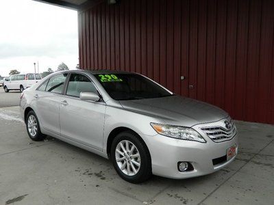 Xle 2.5l 4-cyl 1-owner sunroof pwr cloth seats navigation 6-speed transmission