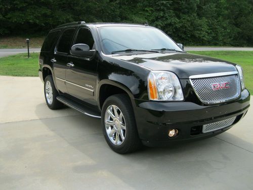 2011 gmc yukon xl 1500 denali sport utility 4-door 6.2l awd