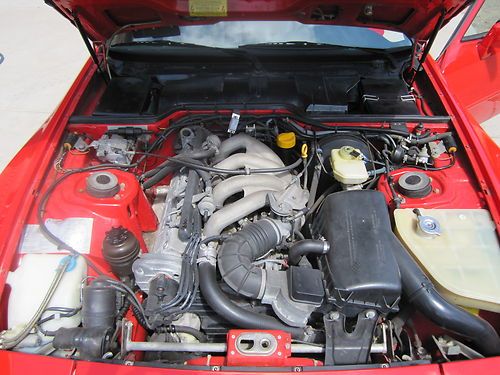 1987 Porsche 944 Base Coupe 2-Door 2.5L, image 10