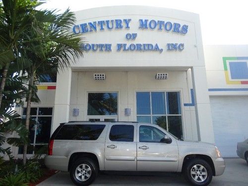 2007 gmc yukon xl c1500 5.3l v8 with 61,265 miles gorgeous!!