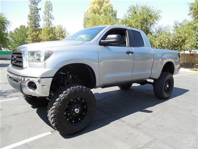 4.7 4wd,you want lifted,this is it only 66k and it is a 12 in lift
