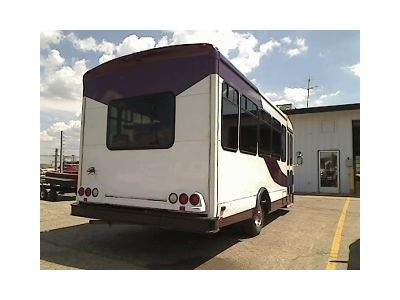 21 PASSENGER CHURCH BUS 99K MILES CLEAN CARFAX RUNS DUAL A/C CAMP VAN DAYCARE, US $9,500.00, image 3