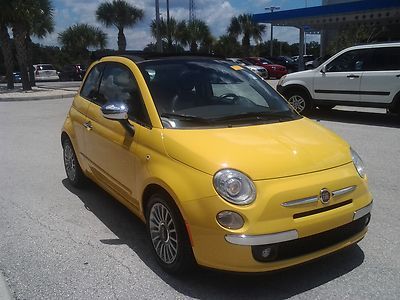 2012 Fiat 500 Lounge Convertible, image 2