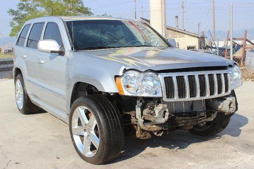 2007 jeep grand cherokee 4wd!! srt-8!! hemi salvage repairable only 82k miles!!!