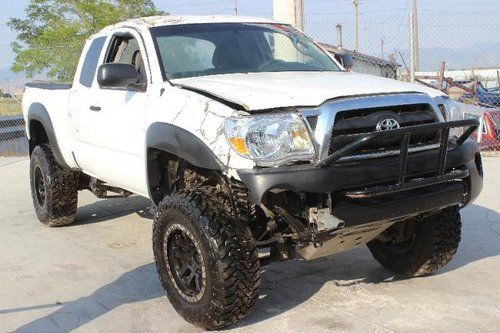 2007 toyota tacoma 4wd!! salvage repairable rebuilder fixer will not last!!!!