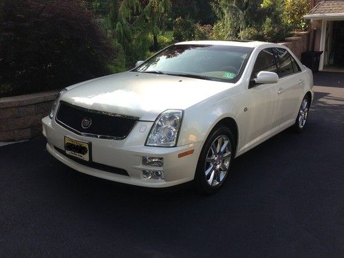 2005 cadillac sts awd v8