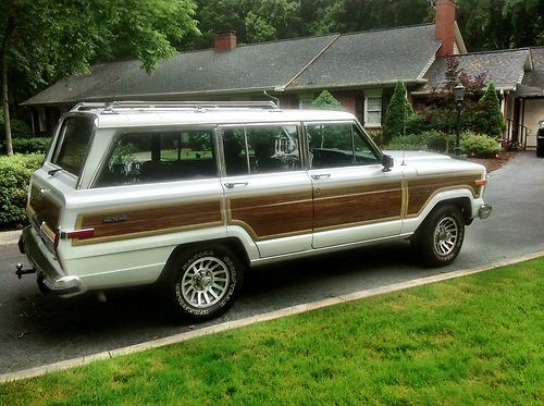 1990 jeep grand wagoneer base sport utility 4-door 5.9l