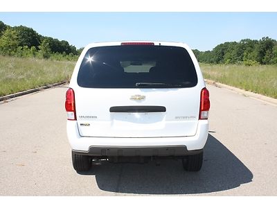 2008 Chevy Uplander Wheelchair Accessible Van, image 4