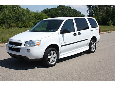 2008 Chevy Uplander Wheelchair Accessible Van, image 5