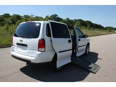 2008 Chevy Uplander Wheelchair Accessible Van, image 17