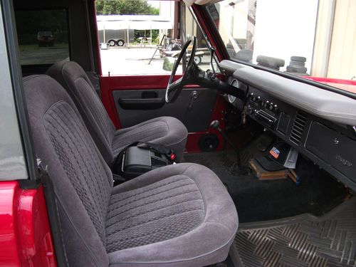 1976 OLD BRONCO RANGER EDTION 61K NICE CLEAN MUST SEE, image 6