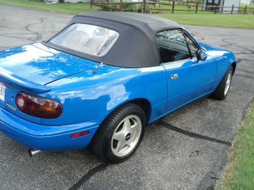 1990 mazda miata topdown mx-5 mx5 1.6l 36k original showroomcondition w/ video