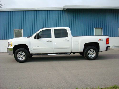2008 chevy hd 2500 ltz  z71 one owner