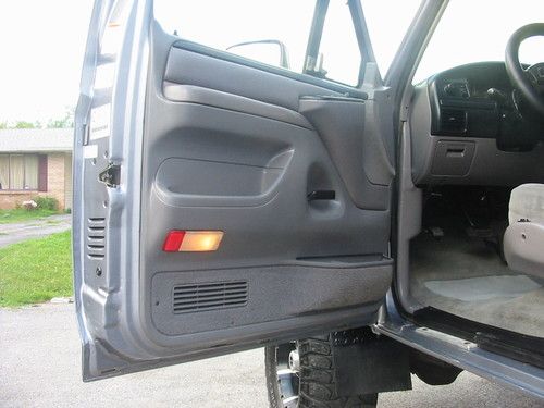 97 Ford F250HD XLT CREW CAB 4WD 7.3 Powerstroke diesel 120K MINT West Coast, US $15,500.00, image 8