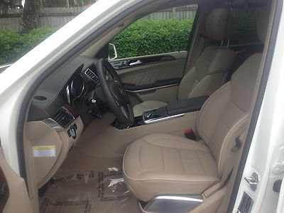 2013 Mercedes Benz GL550 AVAILABLE FOR EXPORT 4,800 miles, US $95,699.00, image 23