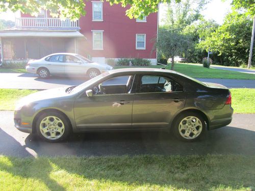 2011 ford fusion se sedan 4-door 2.5l