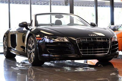 2012 audi r8 5.2 fsi quattro spyder 5.2l525hp v10,r-tronic,only 6k!,black/black!