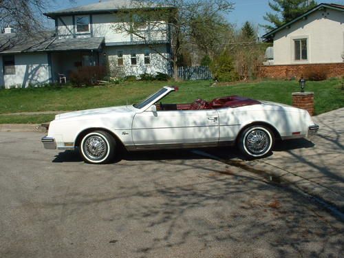 Buick riveria convertible 1982