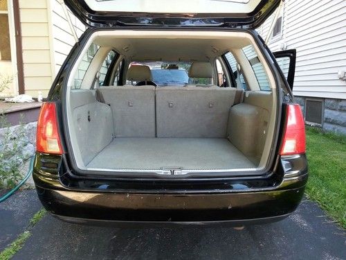 Vw - jetta station wagon-5 speed manual 2002