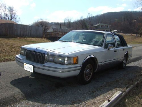 1993 lincoln town car