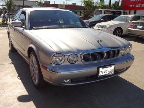 2004 jaguar xjr base sedan 4-door 4.2l