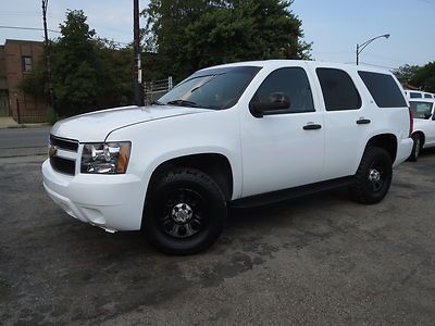 White 4x4 ls 6 pass tow pkg 107k hwy miles rear air boards ex govt nice
