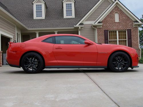 2013 chevrolet camaro zl1 2 dr cpe, inferno orange metallic, solid black stripe