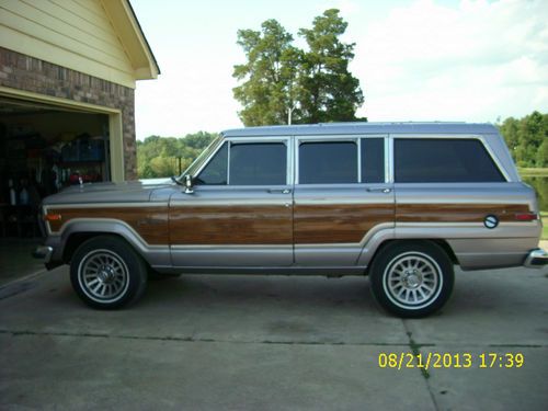 1984 jeep grand wagoneer classic loaded with sunroof zero rust 72 pictures