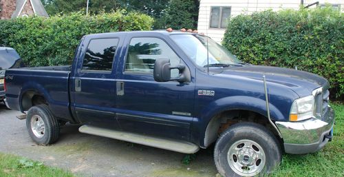 '02 ford f-350 super duty crew cab, short bed, 7.3l diesel, lariat, $143k miles