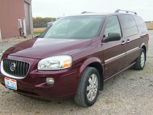 2007 burgundy buick terraza min van with automatic sliding passenger doors