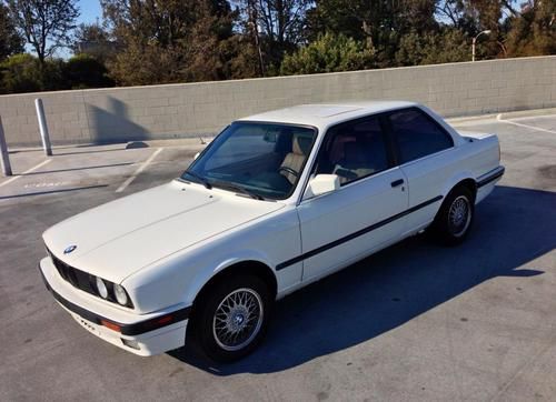 1989 bmw 325i 2dr alpine white / swapped 3.4 l six cyl m30b34 e28 535i 5-speed