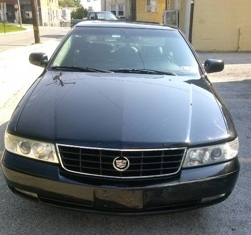 Wow &gt;&gt;look clean caddy black on black&lt;&lt; - $35 (philly/delaware co.)