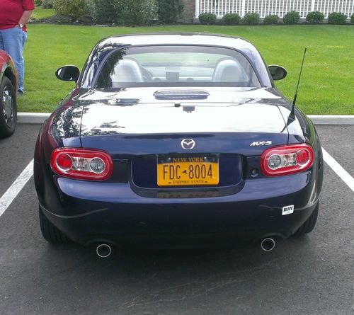 2010 Mazda MX-5 Miata Grand Touring Convertible 2-Door 2.0L, US $16,995.00, image 7
